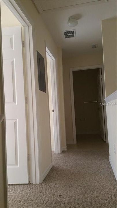 В аренду: $1,900 (3 спален, 2 ванн, 1296 Квадратных фут)