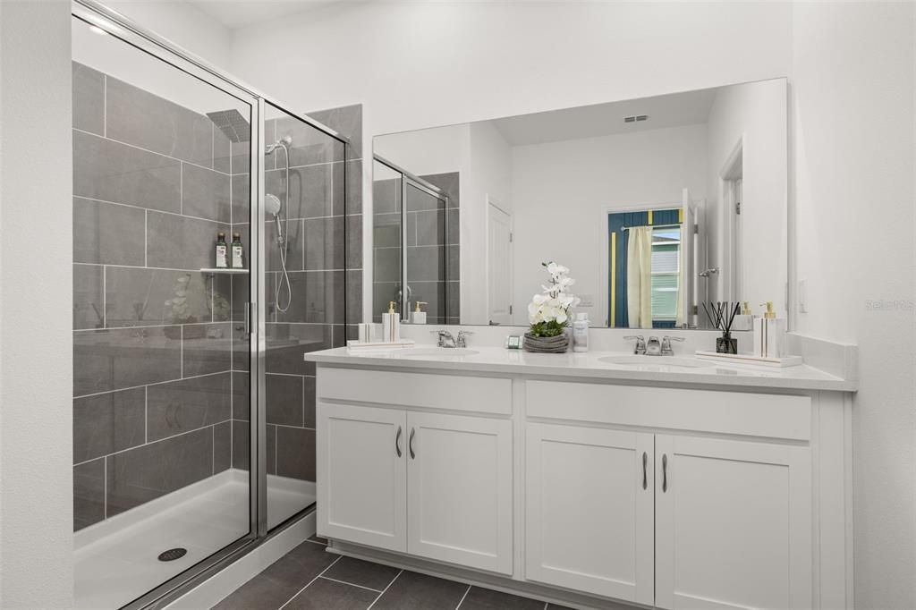 For Rent: $2,275 (4 beds, 3 baths, 2210 Square Feet)