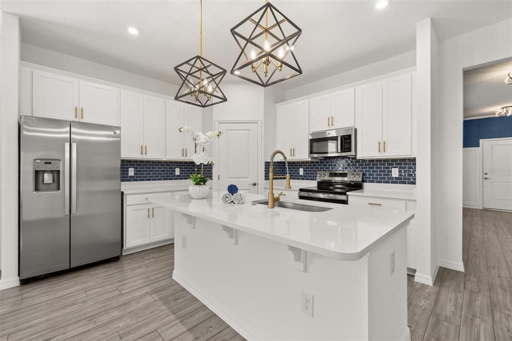 For Rent: $2,275 (4 beds, 3 baths, 2210 Square Feet)