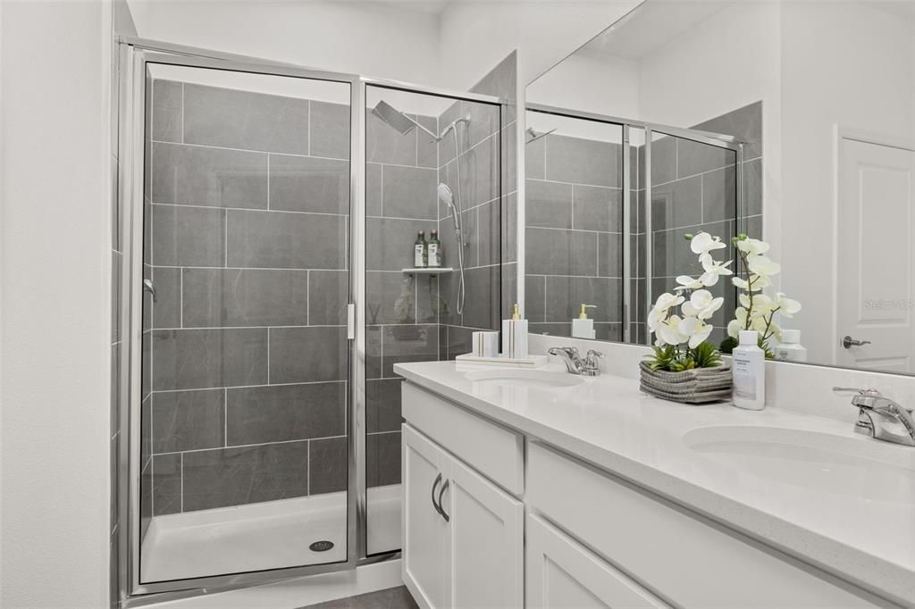 For Rent: $2,275 (4 beds, 3 baths, 2210 Square Feet)