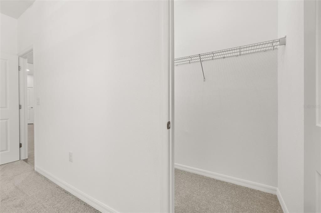 For Rent: $2,275 (4 beds, 3 baths, 2210 Square Feet)