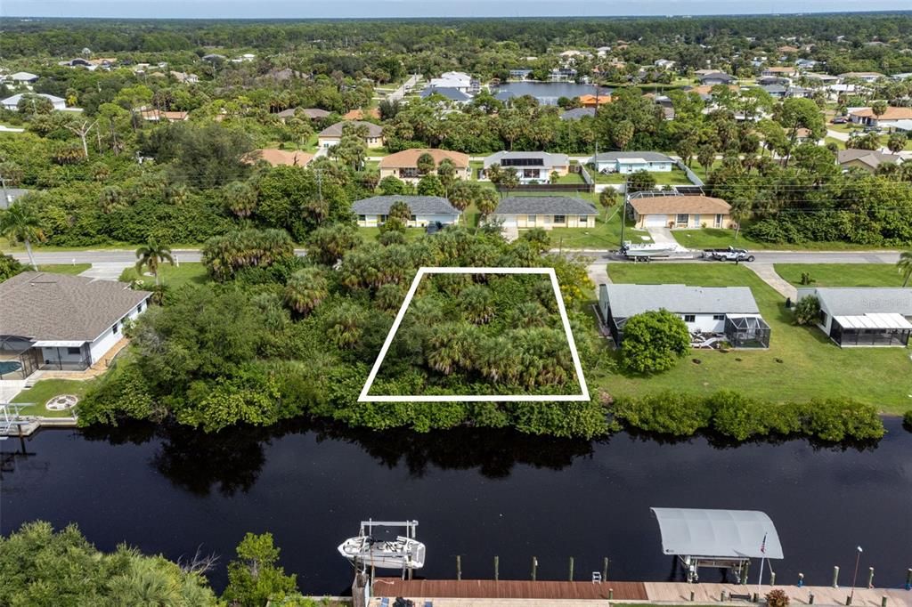 На продажу: $95,000 (0.23 acres)