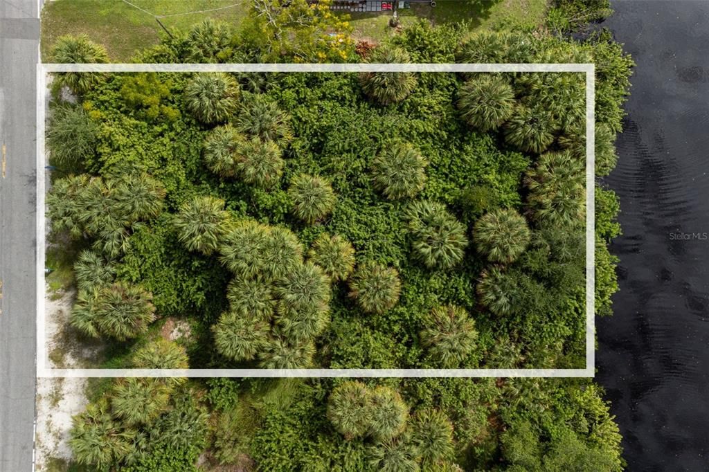 На продажу: $95,000 (0.23 acres)