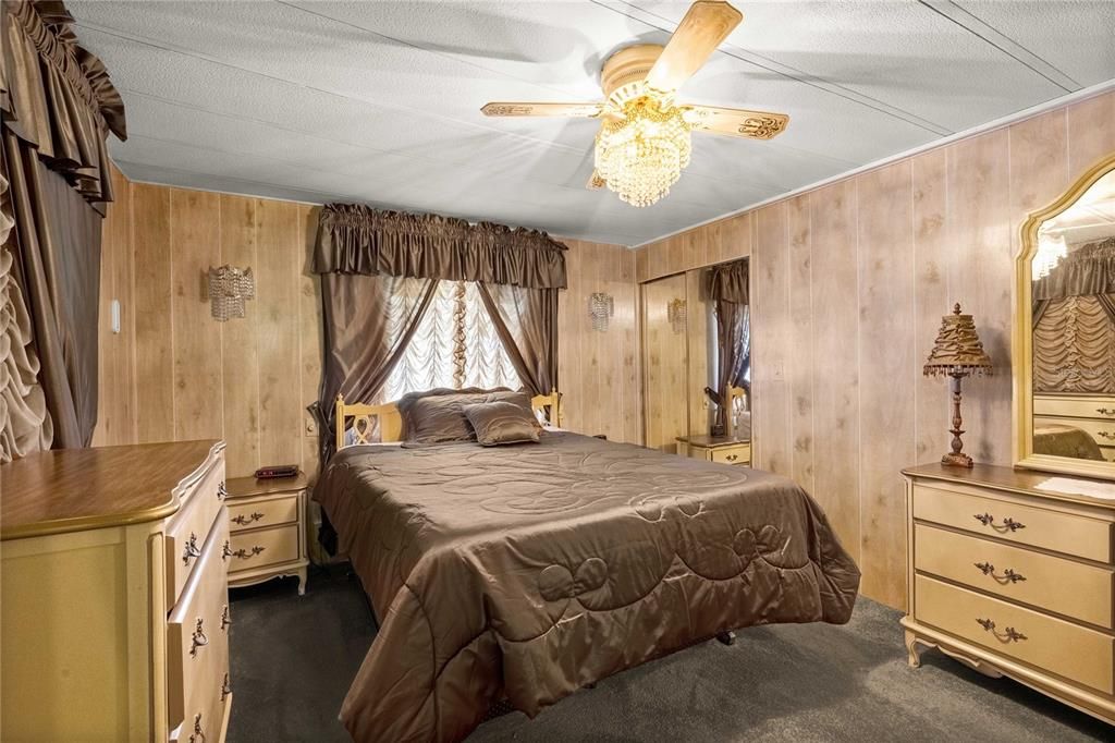 For Sale: $175,000 (2 beds, 2 baths, 1332 Square Feet)