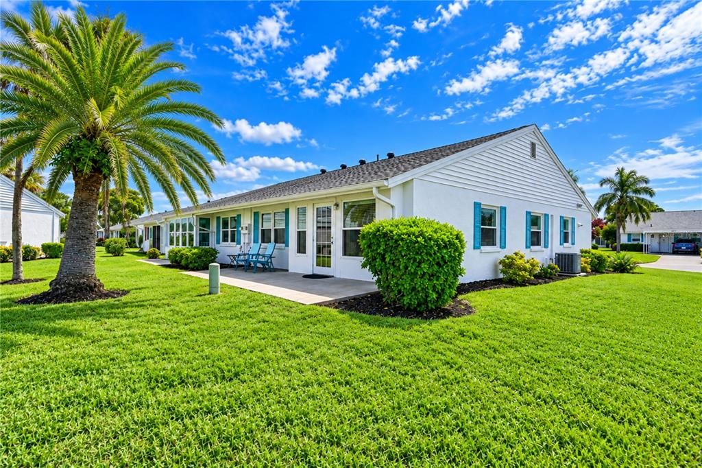 For Sale: $315,000 (2 beds, 2 baths, 1350 Square Feet)