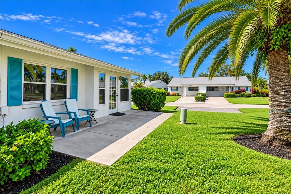 For Sale: $315,000 (2 beds, 2 baths, 1350 Square Feet)