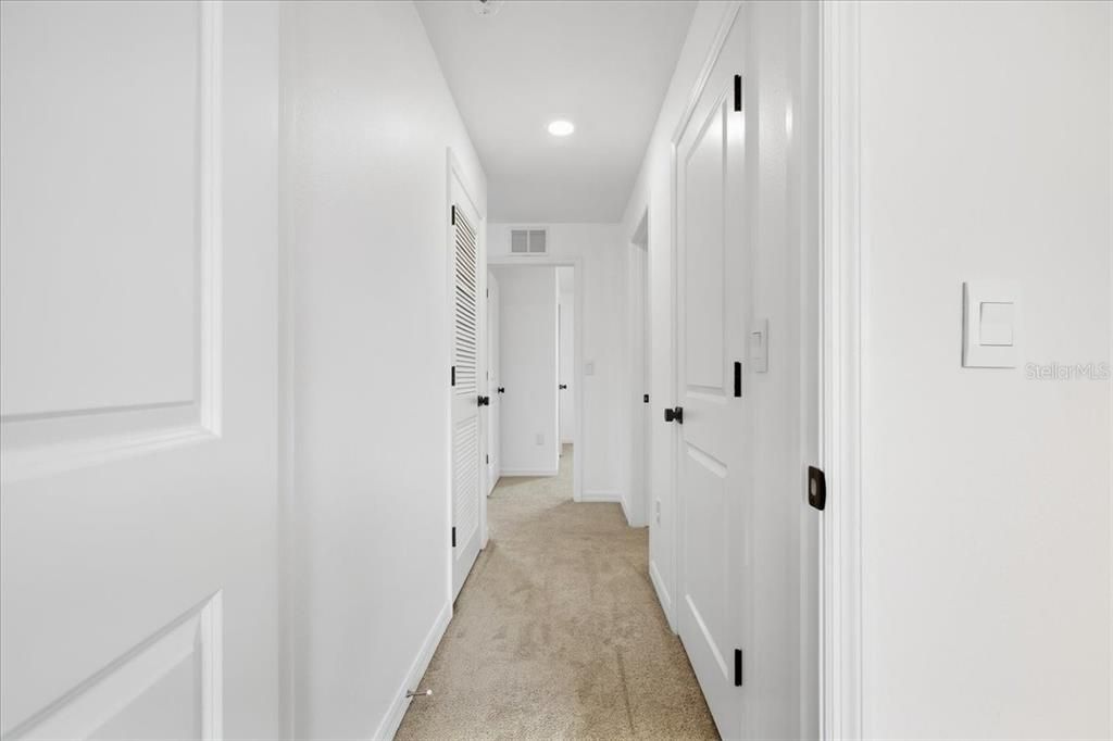 На продажу: $415,000 (5 спален, 3 ванн, 2605 Квадратных фут)
