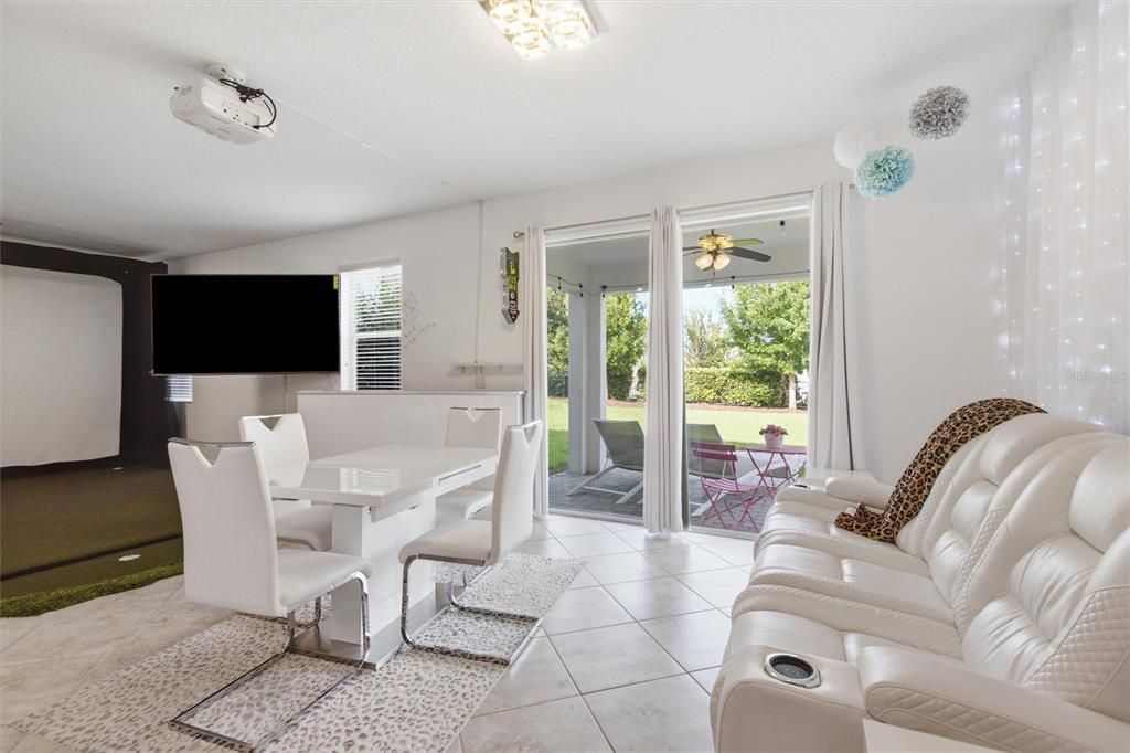 En Venta: $459,000 (4 camas, 2 baños, 2954 Pies cuadrados)