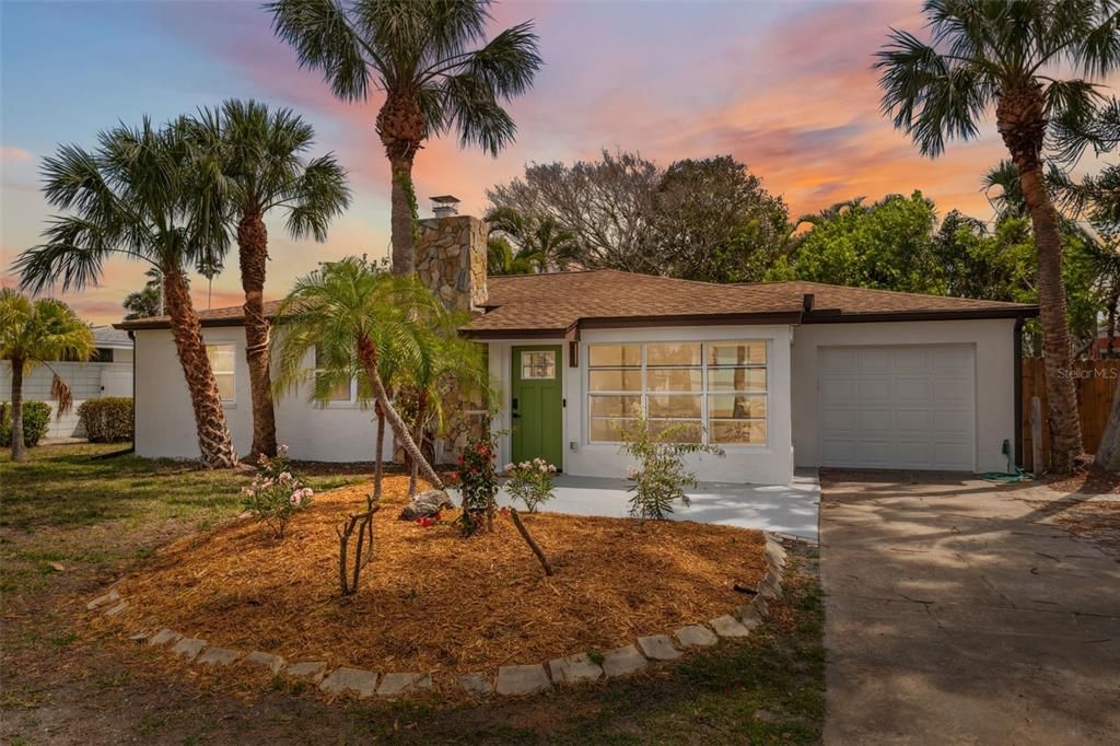 En Venta: $599,000 (2 camas, 1 baños, 1243 Pies cuadrados)