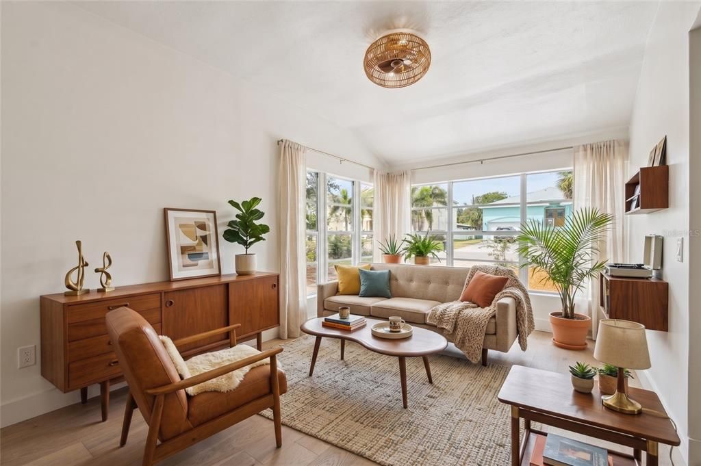 En Venta: $599,000 (2 camas, 1 baños, 1243 Pies cuadrados)
