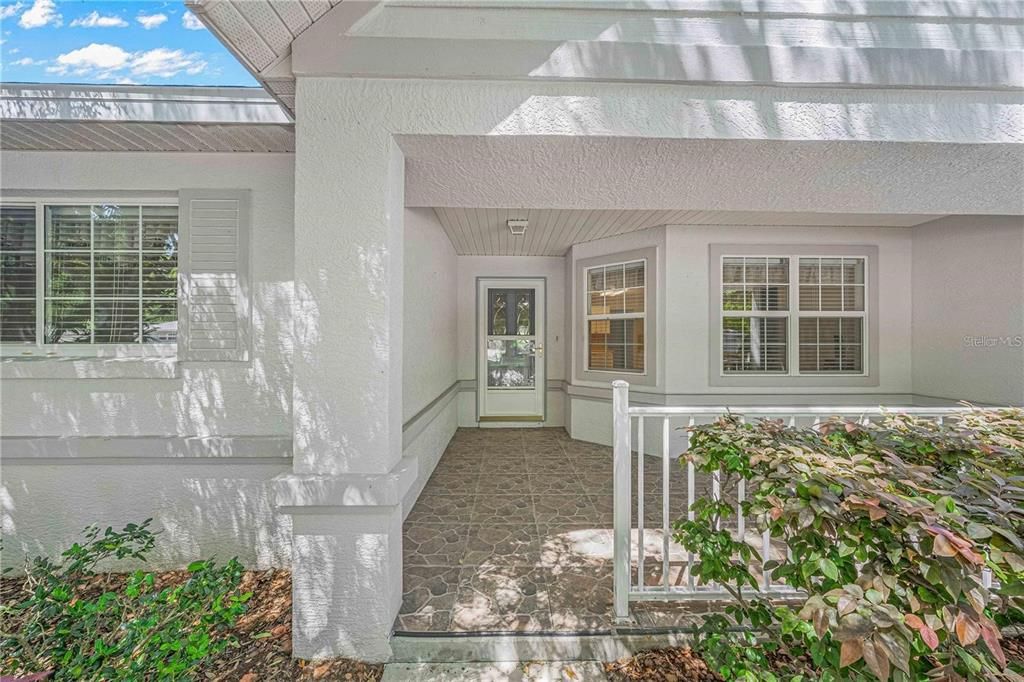 For Sale: $234,900 (2 beds, 2 baths, 1749 Square Feet)