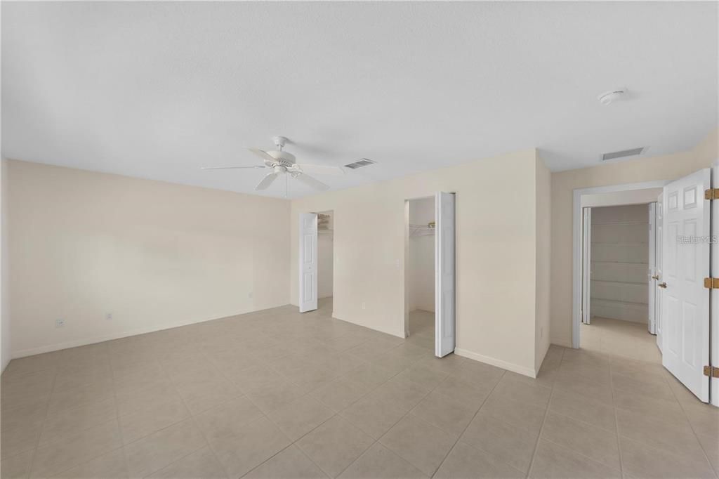 For Sale: $234,900 (2 beds, 2 baths, 1749 Square Feet)