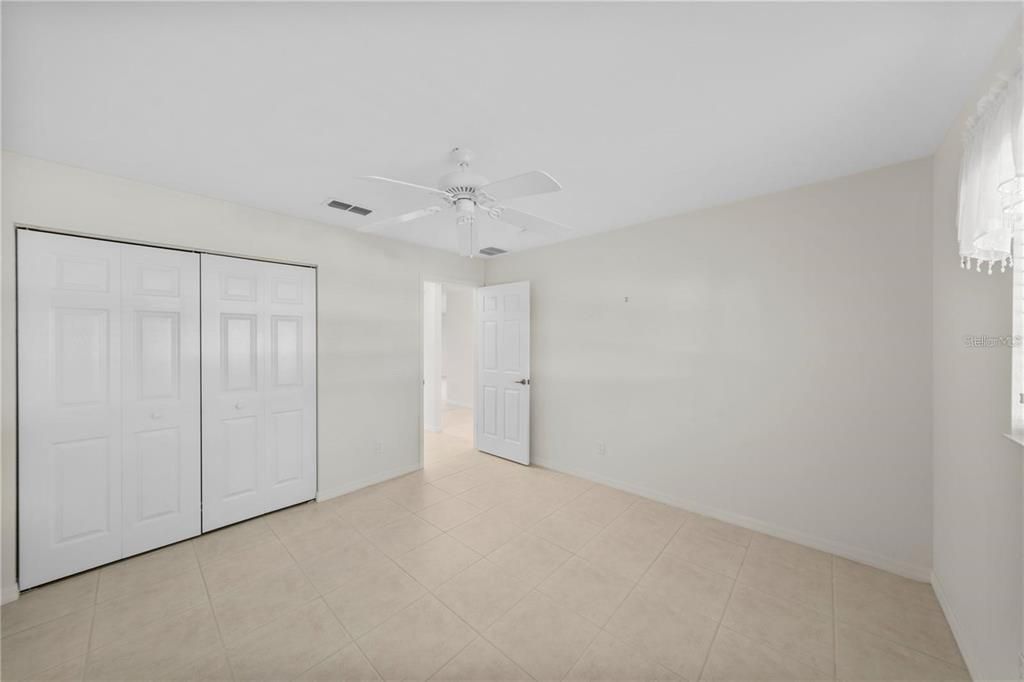 For Sale: $234,900 (2 beds, 2 baths, 1749 Square Feet)