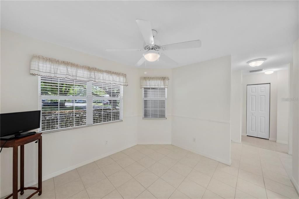 For Sale: $234,900 (2 beds, 2 baths, 1749 Square Feet)