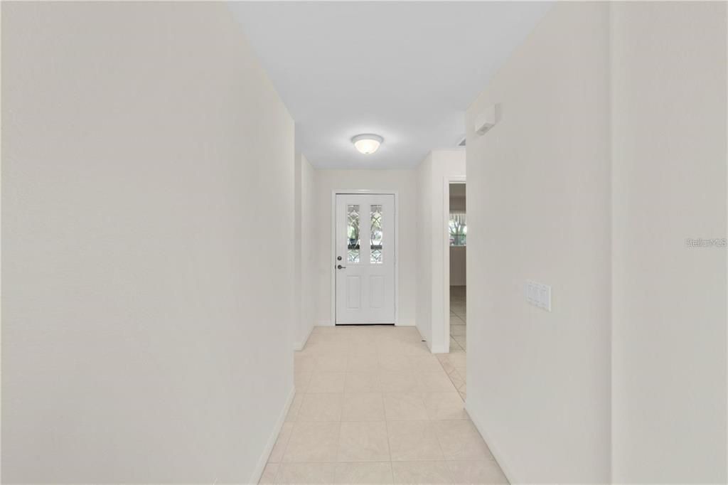 For Sale: $234,900 (2 beds, 2 baths, 1749 Square Feet)