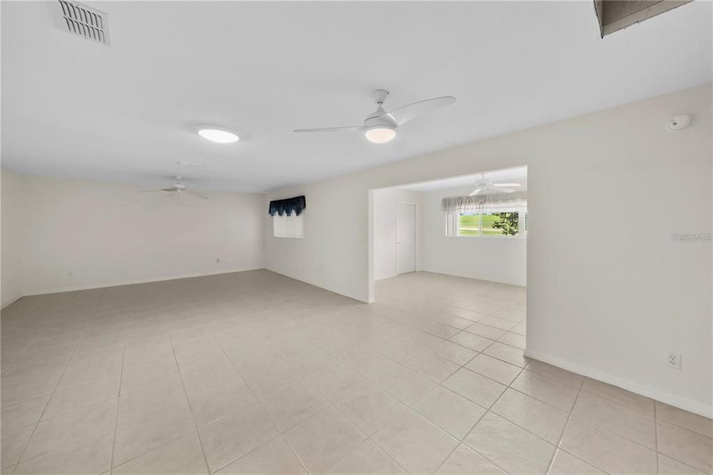For Sale: $234,900 (2 beds, 2 baths, 1749 Square Feet)