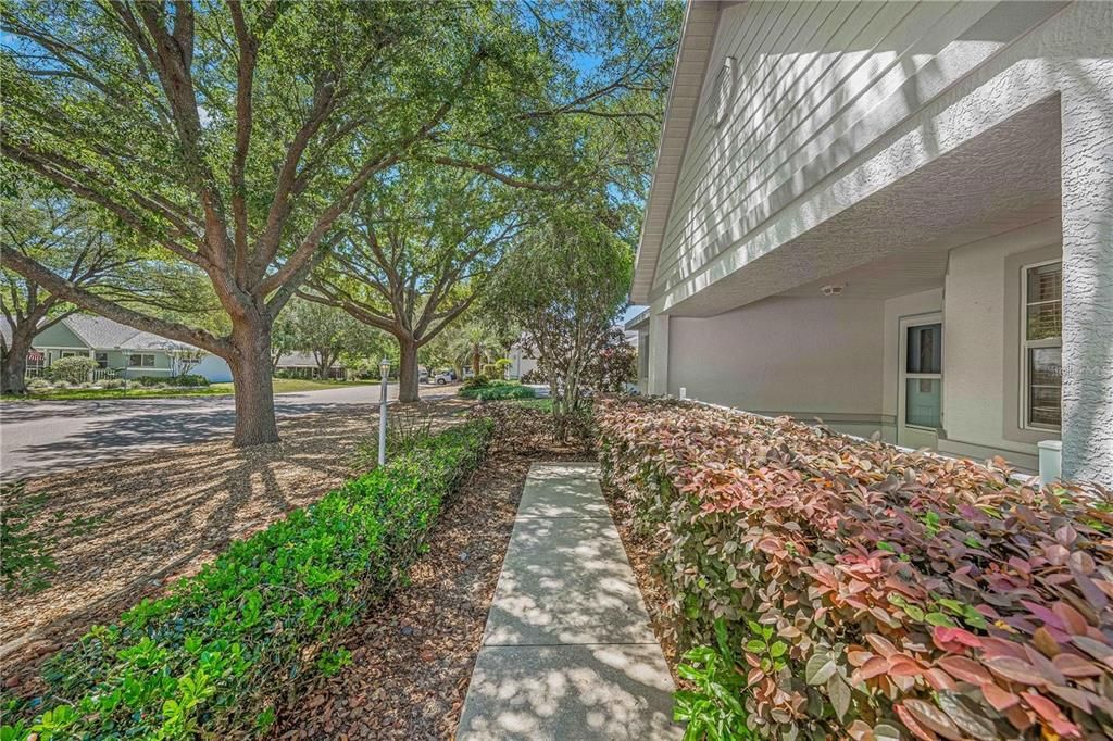 For Sale: $234,900 (2 beds, 2 baths, 1749 Square Feet)
