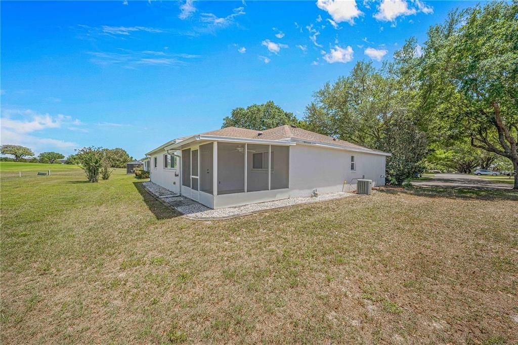 For Sale: $234,900 (2 beds, 2 baths, 1749 Square Feet)