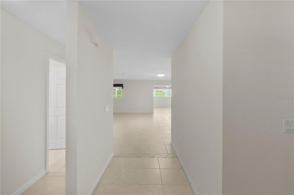 For Sale: $234,900 (2 beds, 2 baths, 1749 Square Feet)