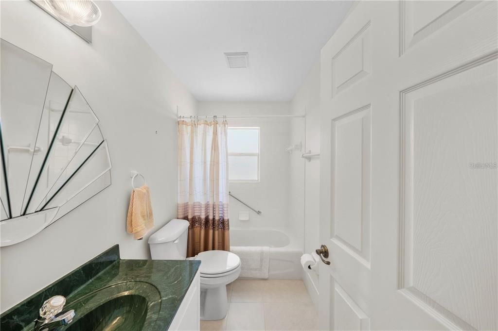 For Sale: $234,900 (2 beds, 2 baths, 1749 Square Feet)