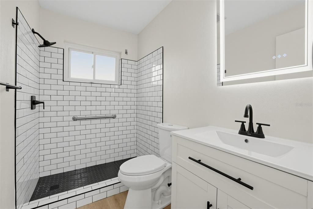 En Venta: $345,000 (2 camas, 2 baños, 1587 Pies cuadrados)