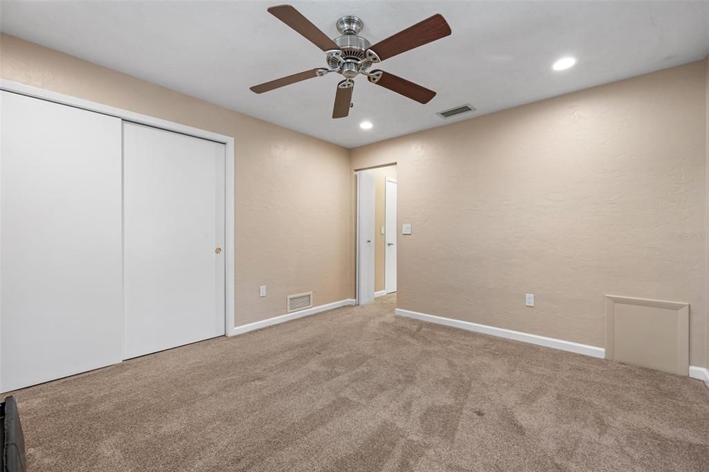 En Venta: $590,000 (2 camas, 2 baños, 1685 Pies cuadrados)