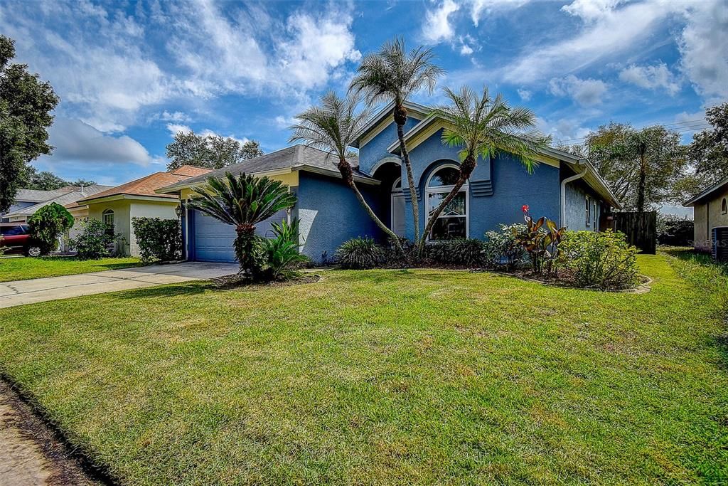 For Sale: $389,000 (3 beds, 2 baths, 1553 Square Feet)