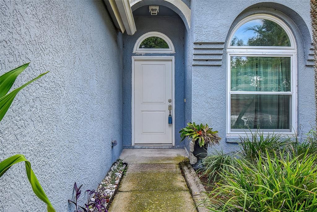 For Sale: $389,000 (3 beds, 2 baths, 1553 Square Feet)