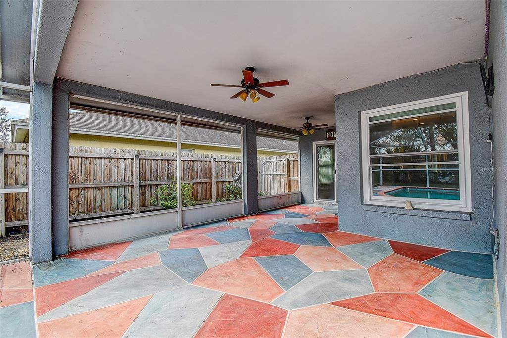 For Sale: $389,000 (3 beds, 2 baths, 1553 Square Feet)