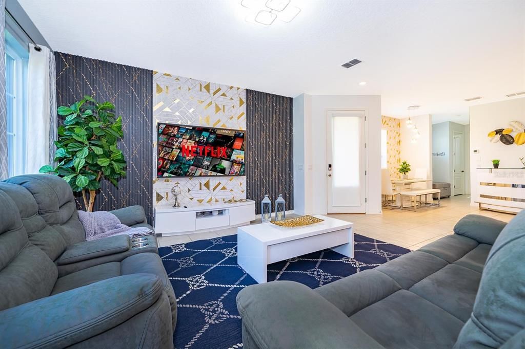 В аренду: $2,400 (3 спален, 2 ванн, 2160 Квадратных фут)