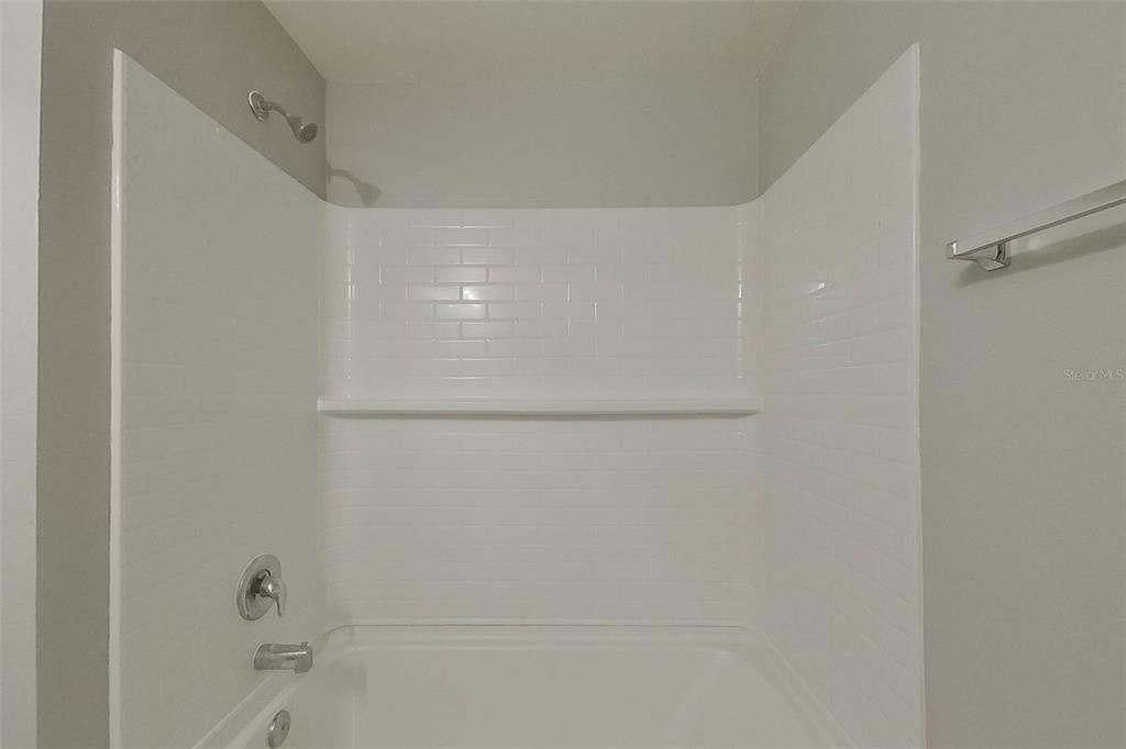 For Rent: $2,075 (4 beds, 2 baths, 1650 Square Feet)