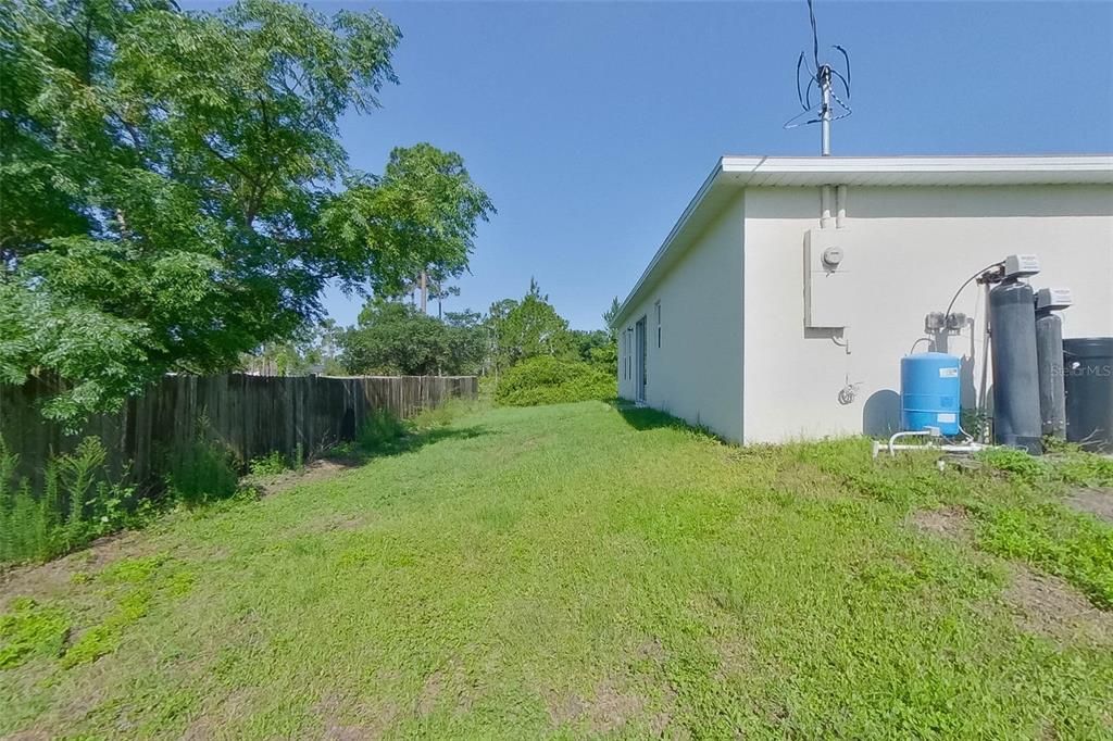 For Rent: $2,075 (4 beds, 2 baths, 1650 Square Feet)