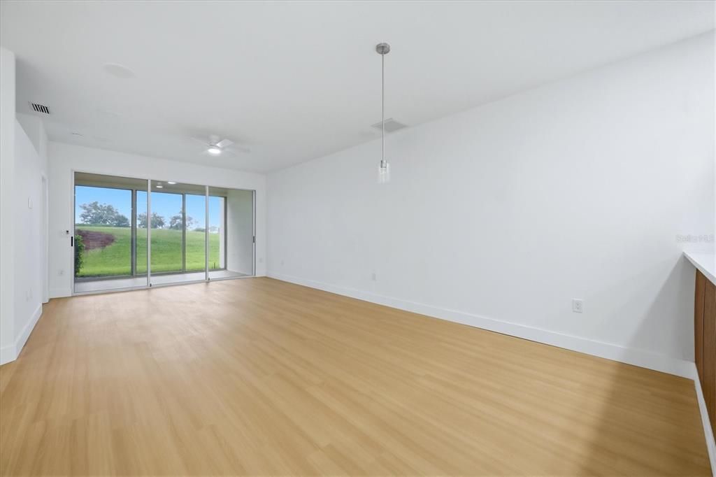 На продажу: $339,000 (2 спален, 2 ванн, 1517 Квадратных фут)
