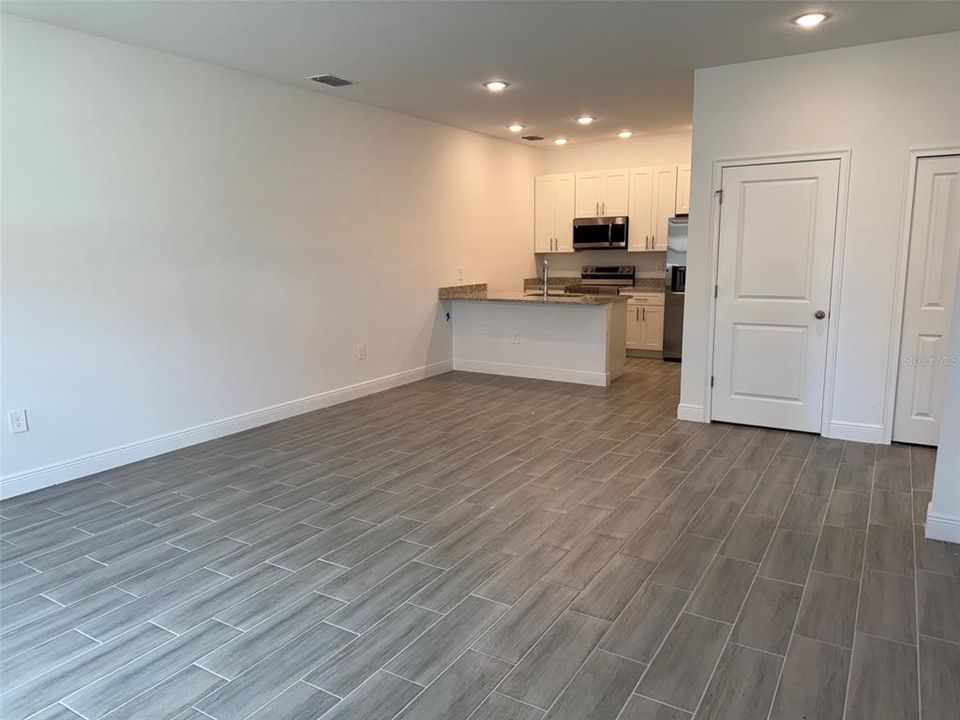 For Rent: $1,500 (2 beds, 2 baths, 1056 Square Feet)