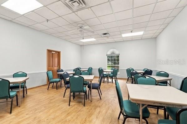 For Sale: $249,000 (2 beds, 2 baths, 1144 Square Feet)