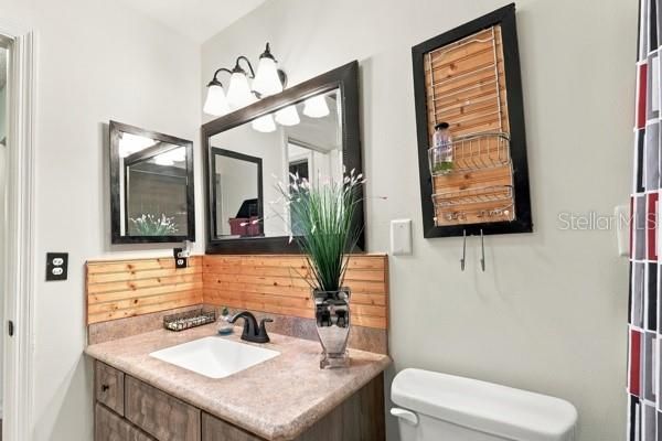 For Sale: $249,000 (2 beds, 2 baths, 1144 Square Feet)