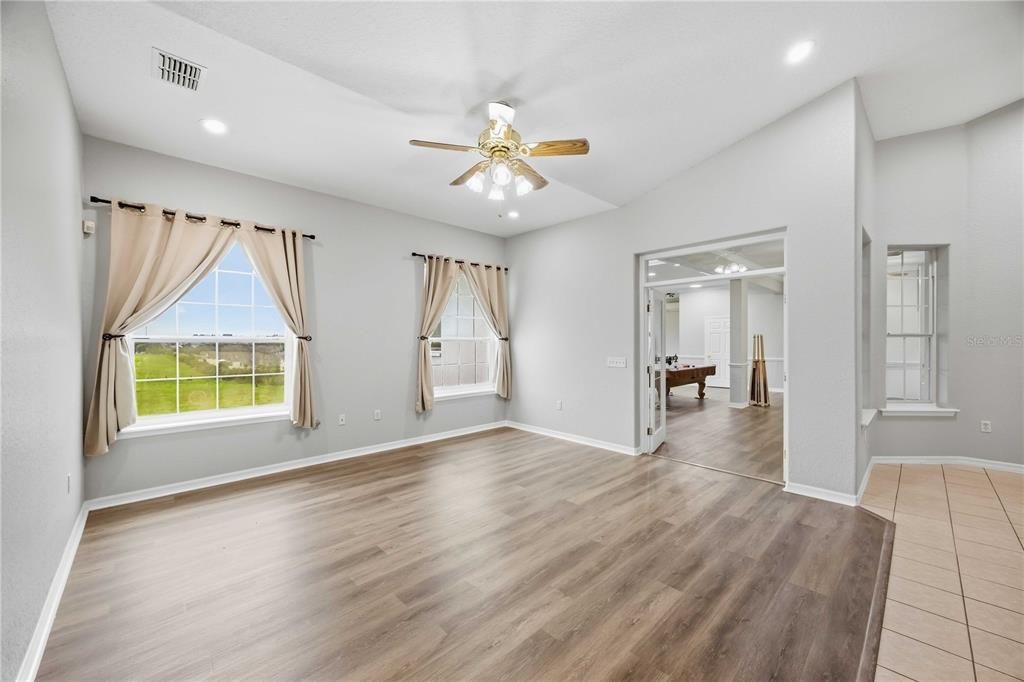 For Sale: $575,000 (3 beds, 3 baths, 3304 Square Feet)