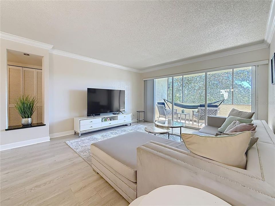En Venta: $175,000 (2 camas, 2 baños, 1050 Pies cuadrados)