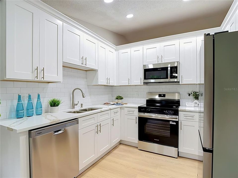 En Venta: $295,000 (3 camas, 2 baños, 1244 Pies cuadrados)