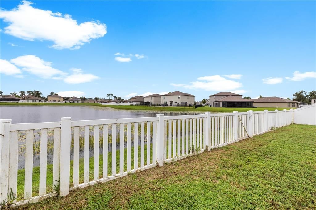 For Sale: $399,000 (4 beds, 2 baths, 2635 Square Feet)