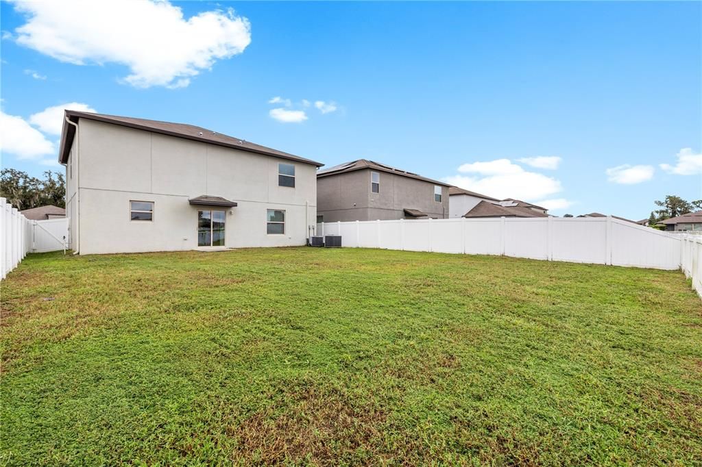 For Sale: $399,000 (4 beds, 2 baths, 2635 Square Feet)