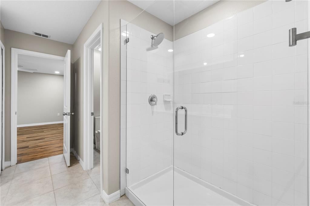 For Sale: $399,000 (4 beds, 2 baths, 2635 Square Feet)