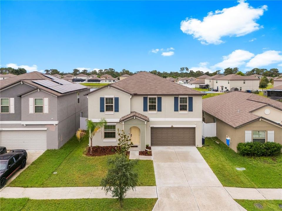 For Sale: $399,000 (4 beds, 2 baths, 2635 Square Feet)