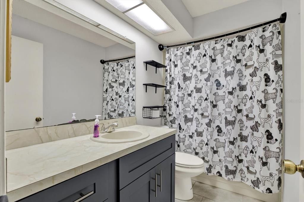 For Sale: $315,000 (3 beds, 2 baths, 1874 Square Feet)