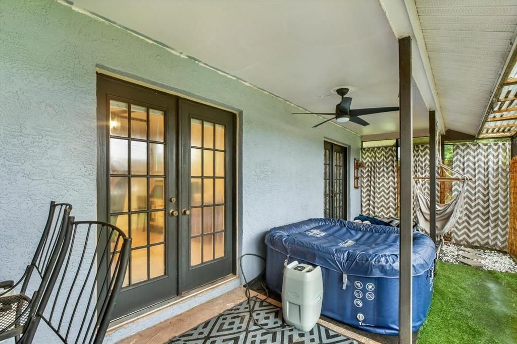 For Sale: $315,000 (3 beds, 2 baths, 1874 Square Feet)