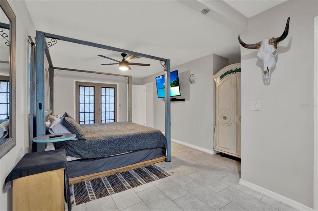 For Sale: $315,000 (3 beds, 2 baths, 1874 Square Feet)