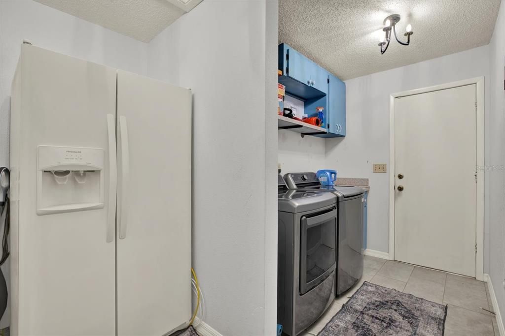 For Sale: $315,000 (3 beds, 2 baths, 1874 Square Feet)