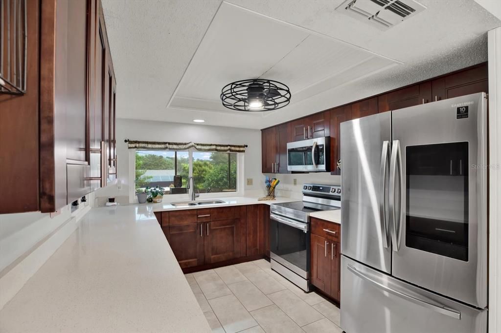 For Sale: $315,000 (3 beds, 2 baths, 1874 Square Feet)