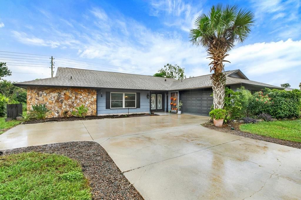 For Sale: $315,000 (3 beds, 2 baths, 1874 Square Feet)