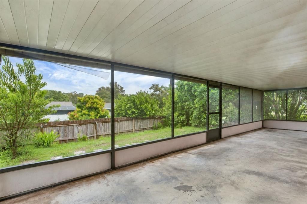 For Sale: $315,000 (3 beds, 2 baths, 1874 Square Feet)